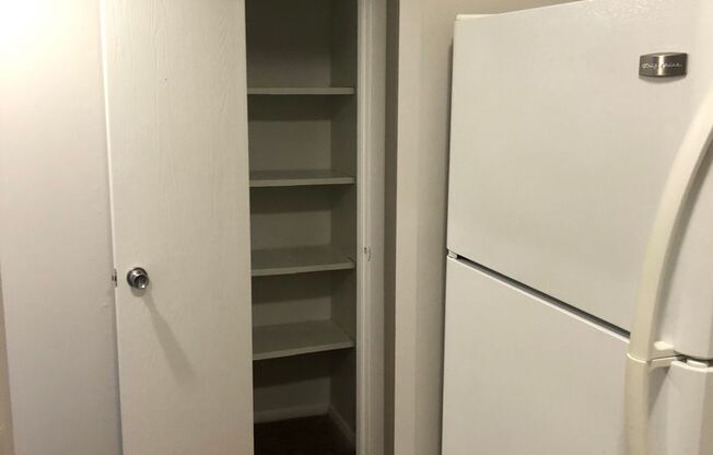 2 beds, 2 baths, 1,042 sqft, $1,199, Unit 6010H