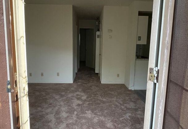 2043 Buena Vista Avenue