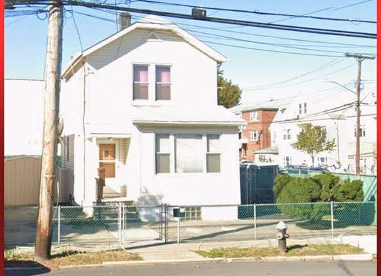 3175 LAYTON AVE