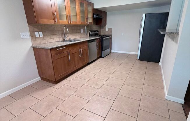 Country Lane Apartments ~ A Hidden Gem!