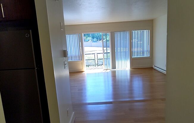 1 bed, 1 bath, 765 sqft, $1,475, Unit #202