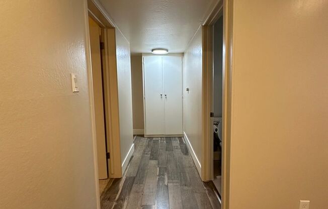 2 beds, 1 bath, $1,795, Unit 271304