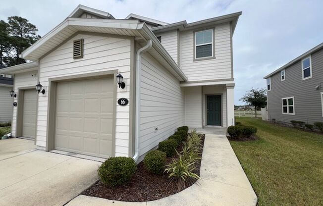 Charming 3-Bedroom, 2.5-Bath Townhome for Rent in Orchard Park!