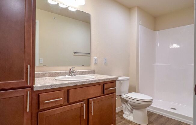 2 beds, 2 baths, 1,004 sqft, $1,535