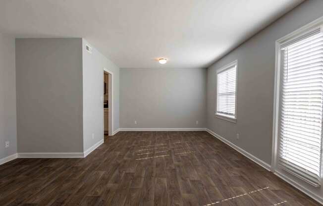 Reserve at Providence apartments in charlotte North Carolina photo of dining room