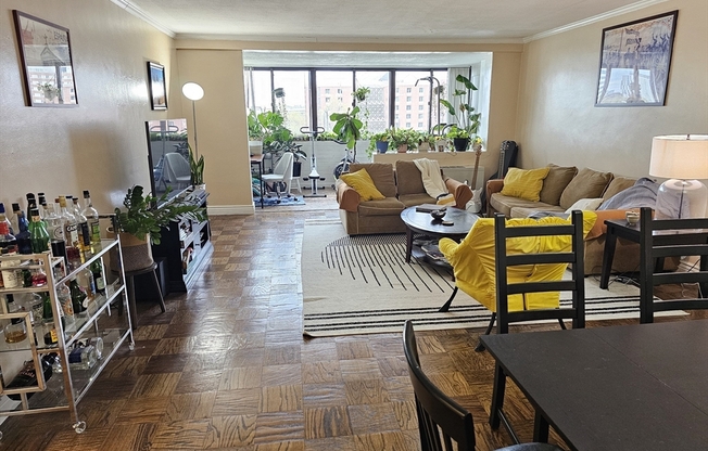 8 Whittier Pl