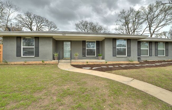 1601 ELMIRA RD