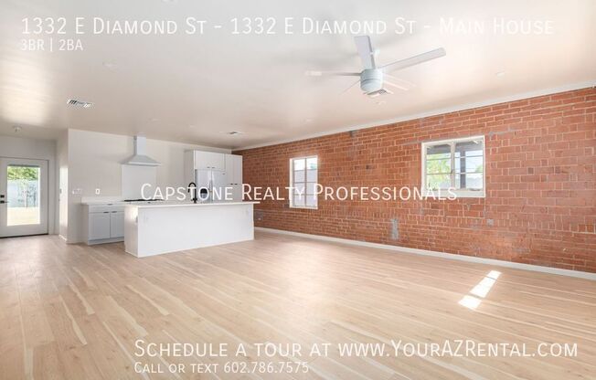 1332 E DIAMOND ST