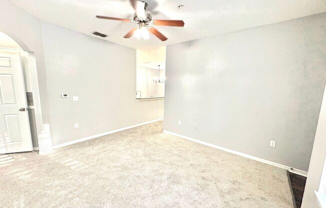 819 Grand Regency Pointe #100  (32)