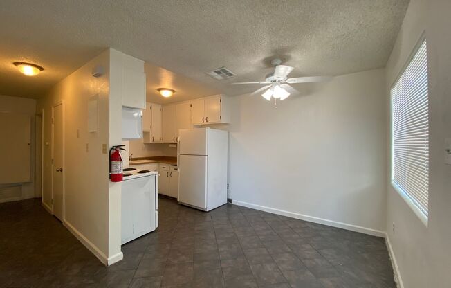 2 beds, 1 bath, 800 sqft, $1,195