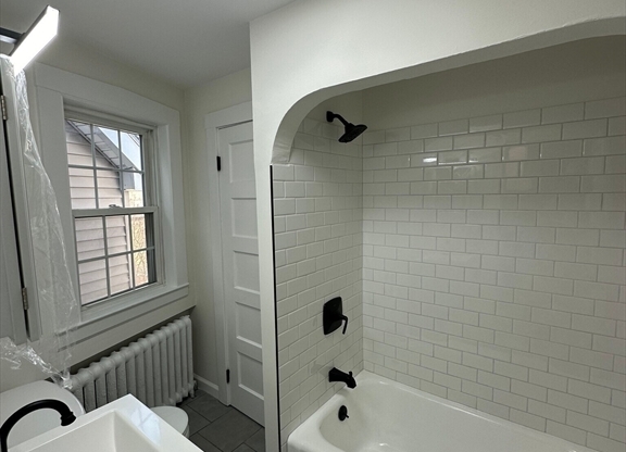 493 LYNN ST