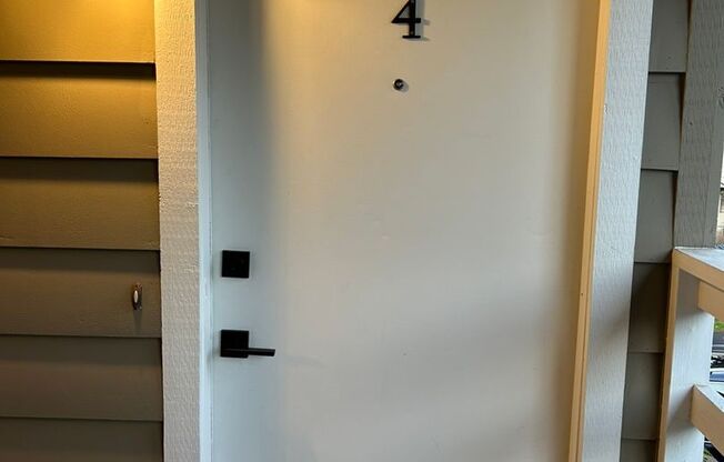 11380 Greenburg Apartments