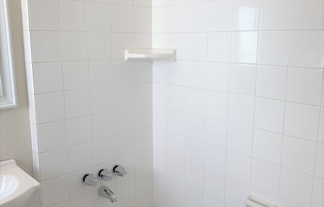 Studio, 1 bath, $1,450