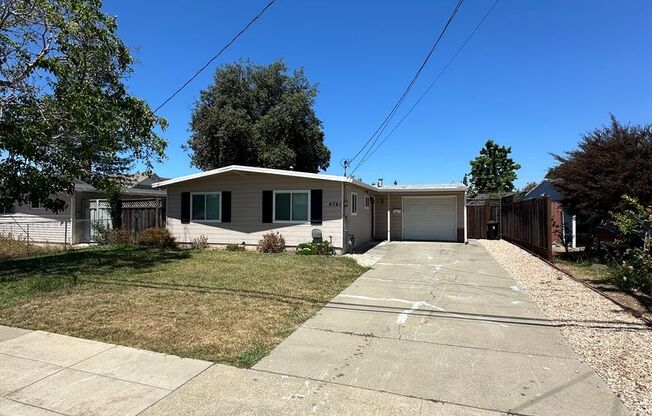 3 bedroom 1 bath single story with garage and yard