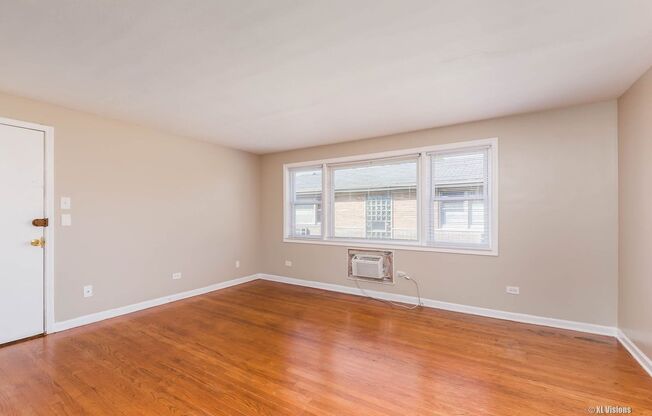 2806 E 76th Pl.