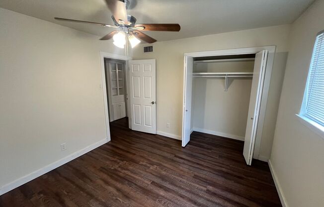 2 beds, 1.5 baths, 796 sqft, $1,595, Unit 102-E