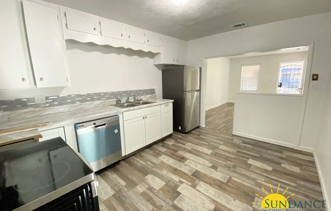 Beautiful 3 Bedroom Home in Crestview!