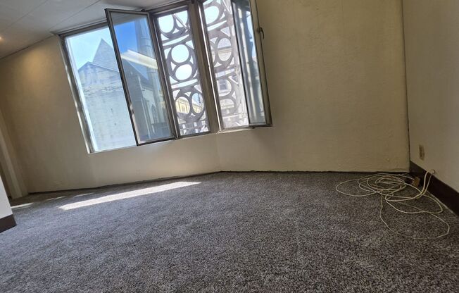 Studio, 1 bath, $825, Unit 272
