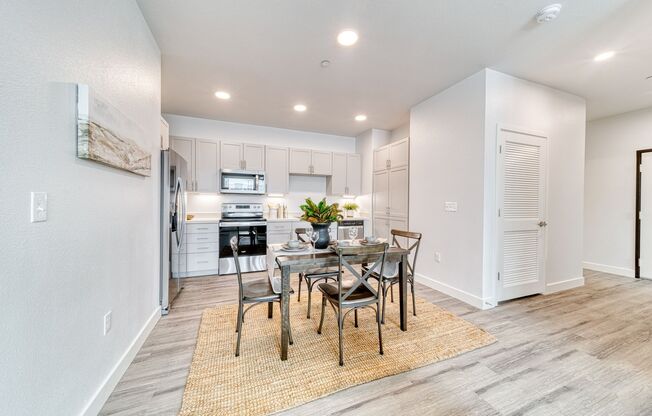 2 beds, 2 baths, 1,012 sqft, $1,805, Unit 318