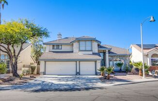 Beautiful 3Bed/3Bath cul-de-sac home located  in The Lakes Community with a sparkling pool and spa!