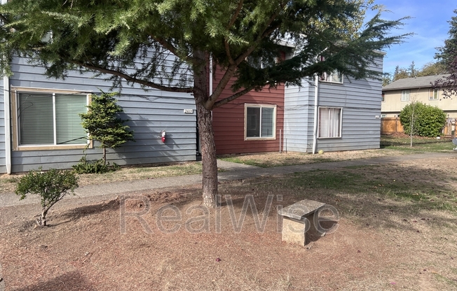 2413 SE 135 AVE