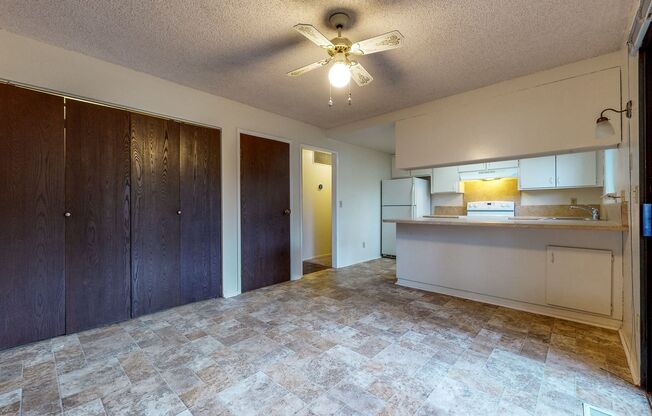 3 beds, 2 baths, $3,000, Unit 1541 Neot