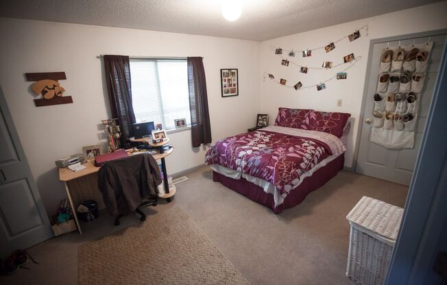 2 beds, 2 baths, 870 sqft, $1,250, Unit 2001-07