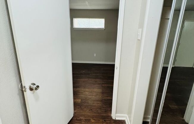 Studio, 1 bath, 556 sqft, $650, Unit 773