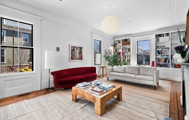 4 MAPLE AVE