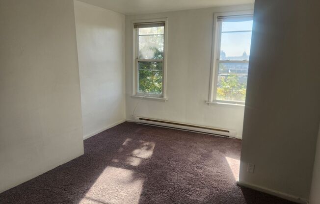 1 bed, 1 bath, 950 sqft, $1,100, Unit #1