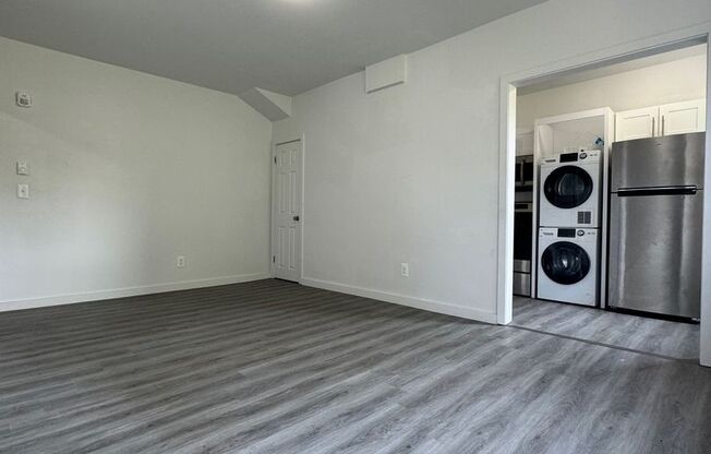 1 bed, 1 bath, $1,195, Unit 2K