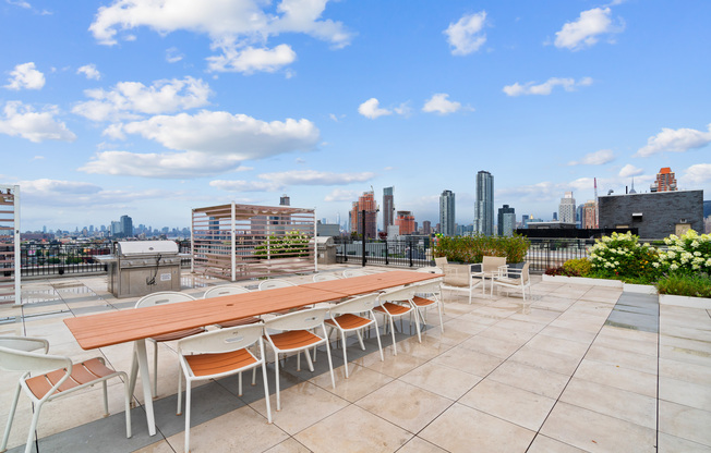 1 bed, 1 bath, $4,000, Unit 402