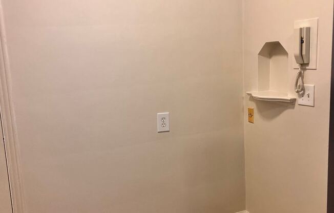 2816 Astoria
