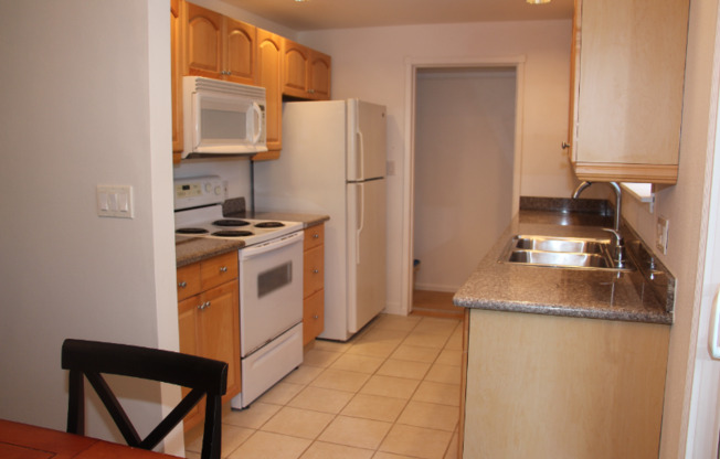 3922 152 AVE SE