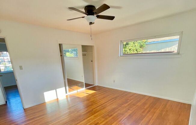 2 beds, 1 bath, 1,000 sqft, $2,995, Unit 4631 Narragansett Ave.