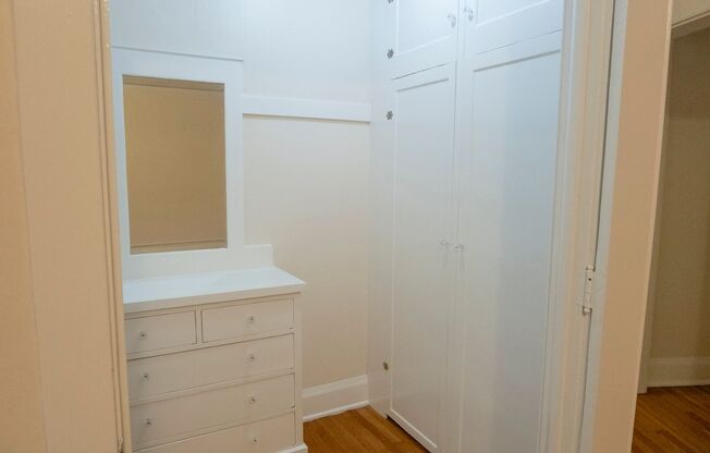 1 bed, 1 bath, 670 sqft, $1,725, Unit 309