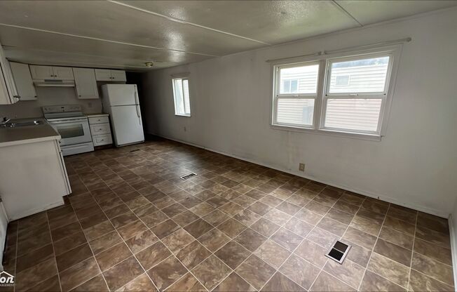 Sun &amp; Sands Mobile Home Court