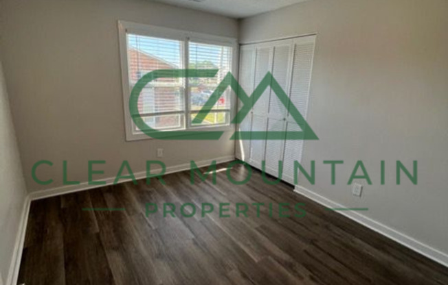 3 beds, 1.5 baths, 1,080 sqft, $1,300, Unit 56