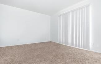 1 bed, 1 bath, 702 sqft, $865