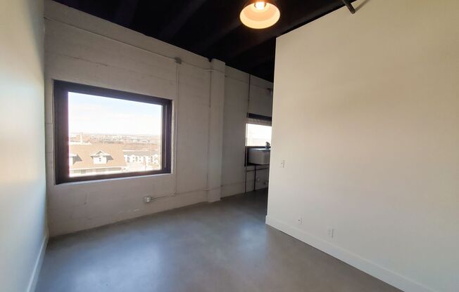 1 bed, 1 bath, 591 sqft, $1,105, Unit A306