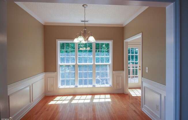 80 PAXTON PL