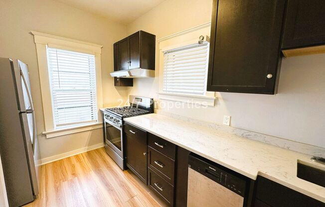 1 bed, 1 bath, $1,395, Unit Unit C