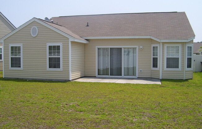 3 beds, 2 baths, $1,750