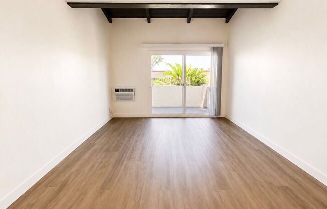 2 beds, 2 baths, 1,044 sqft, $3,246, Unit #202-R