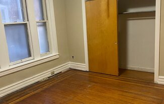 302 N 14 ST