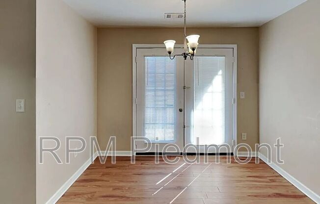 213 TOBY SPG LN