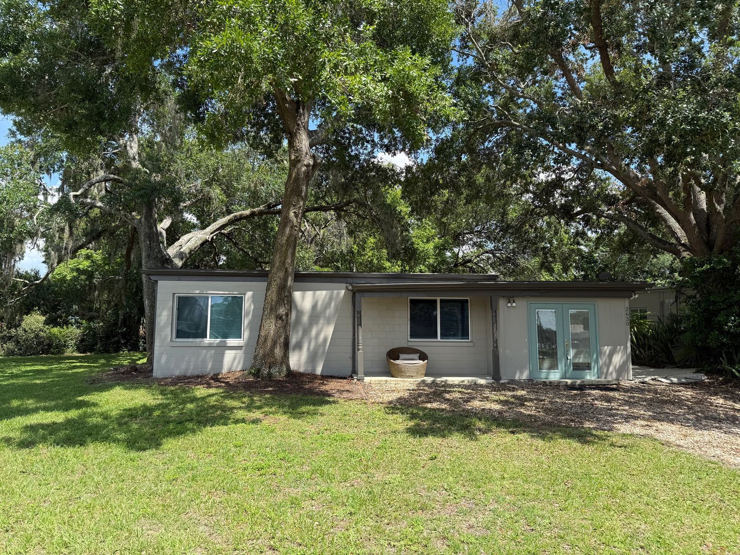 ADORABLE 2 BED WINTER PARK RENTAL HOME