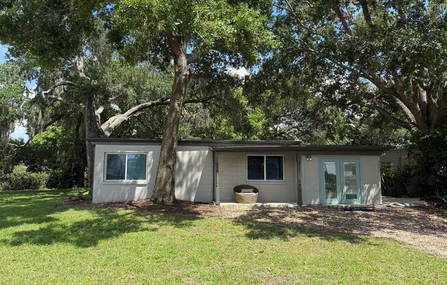 ADORABLE 2 BED WINTER PARK RENTAL HOME