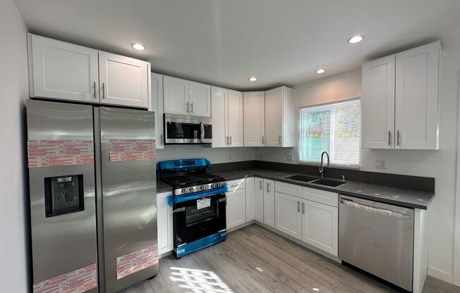 Stunning 3+2 ADU on a picturesque street in the sought-after Reseda neighborhood