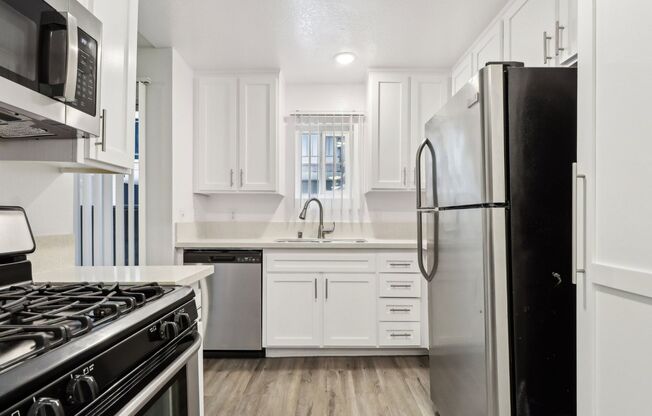 2 beds, 2 baths, 1,115 sqft, $3,098, Unit 119